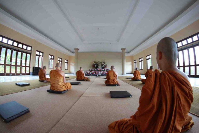 Meditasi Ajaran Buddha, Praktik Serta Manfaatnya
